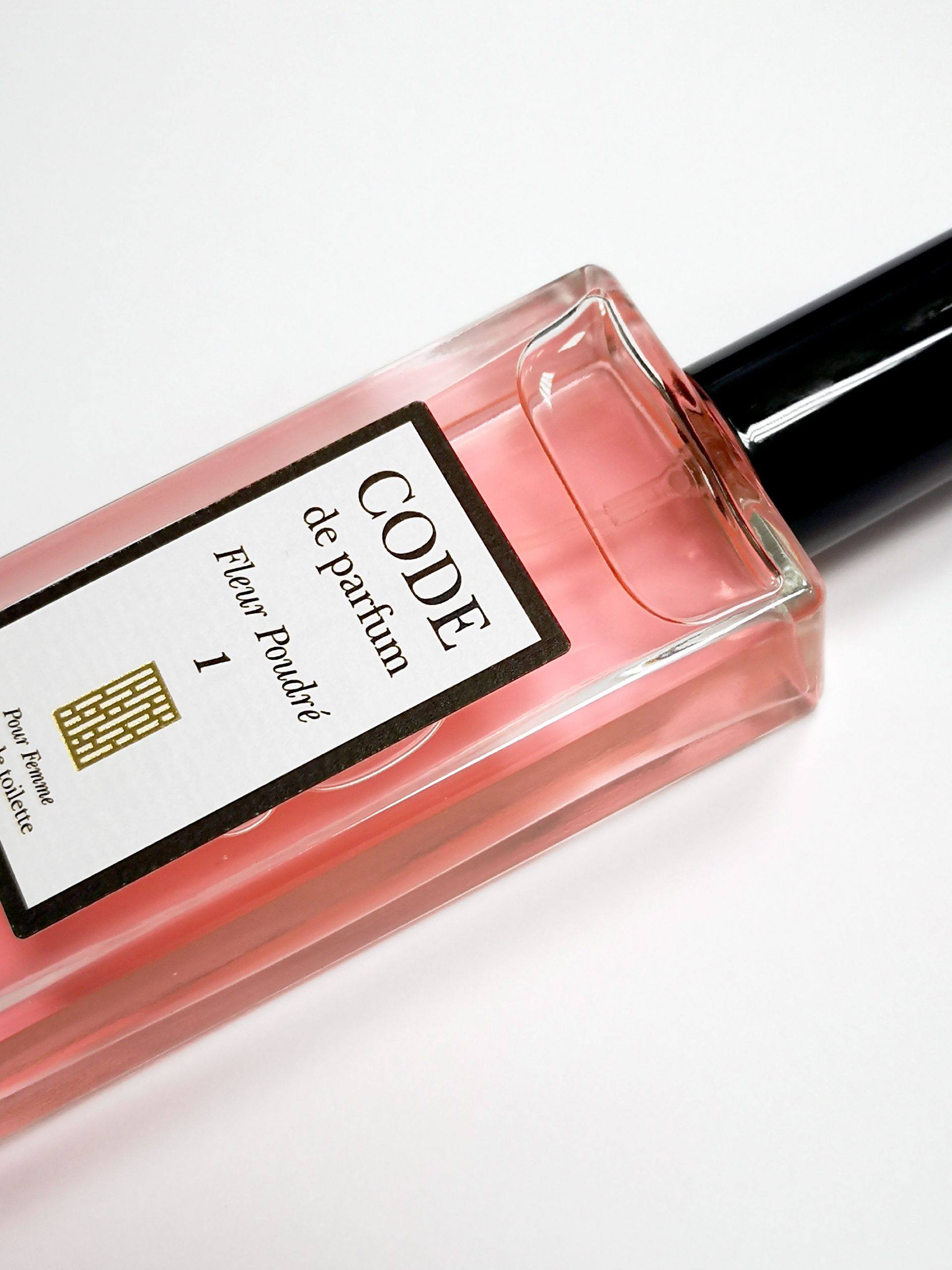 photo2-code-de-parfum-packaging-design Code de parfum – fragrances series packaging design. By Color.zone creative agency.