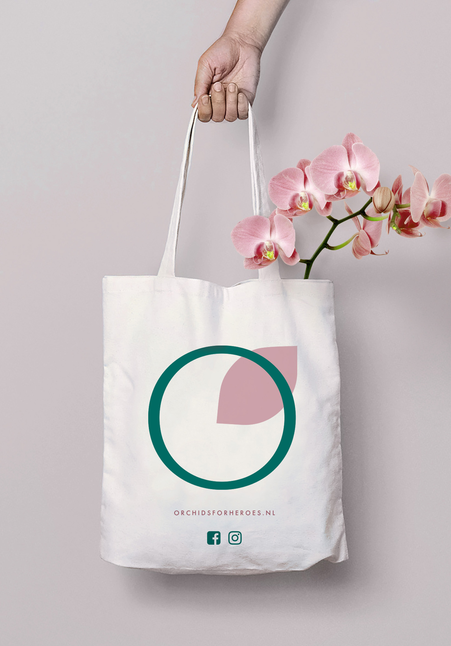 Orchids for Heroes is a big campaign in Netherlands.